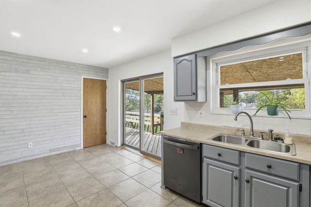 809 Eastland Drive, Villa Hills, KY 41017