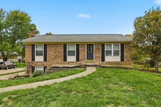 809 Eastland Drive, Villa Hills, KY 41017