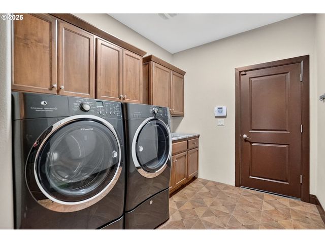 18740 S UPPER HIGHLAND Rd, Beavercreek, OR 97004