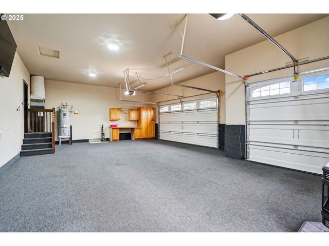 18740 S UPPER HIGHLAND Rd, Beavercreek, OR 97004