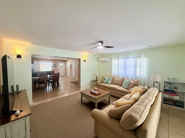 4013 52ND STREET COURT W, Bradenton, FL 34209