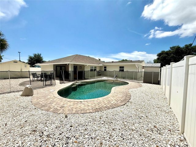 4013 52ND STREET COURT W, Bradenton, FL 34209