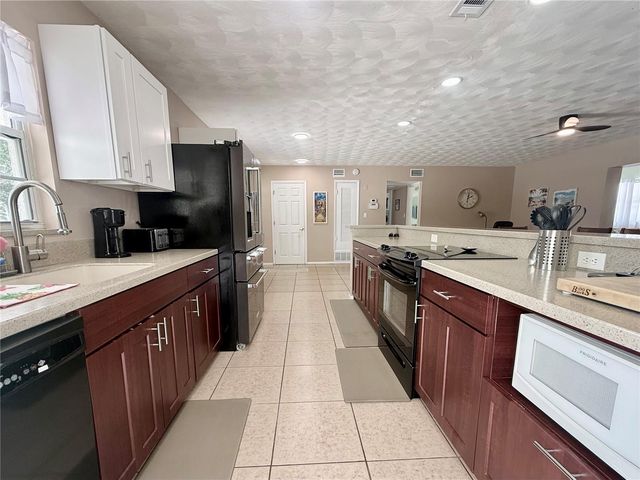 4013 52ND STREET COURT W, Bradenton, FL 34209