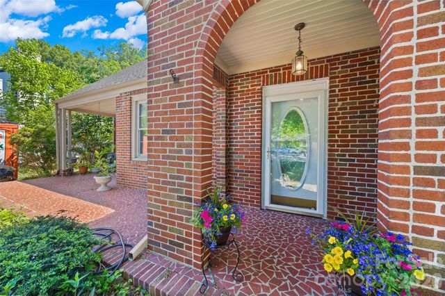 205 S Thompson Street, Shelby, NC 28150