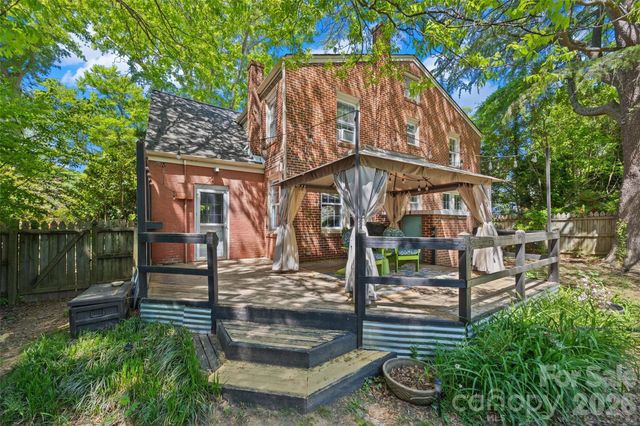 205 S Thompson Street, Shelby, NC 28150