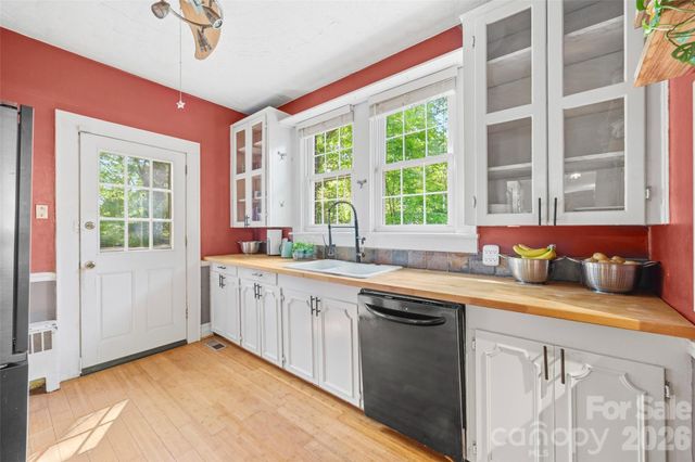205 S Thompson Street, Shelby, NC 28150