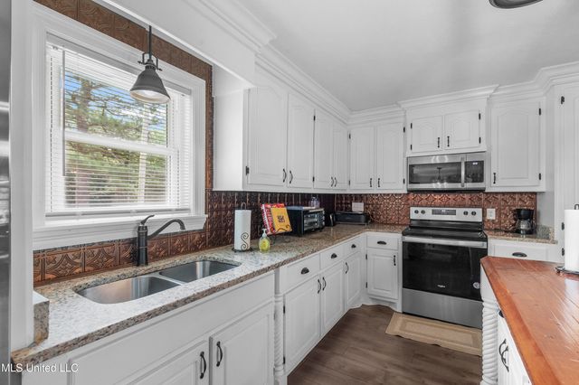 156 Cobbville Road, Canton, MS 39046