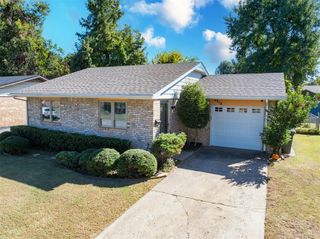 4916 Jeffery Drive, Del City, OK 73115