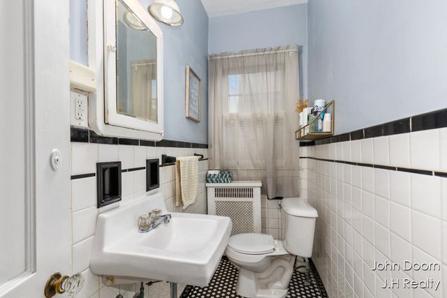 331 Aurora Street SE, Grand Rapids, MI 49507