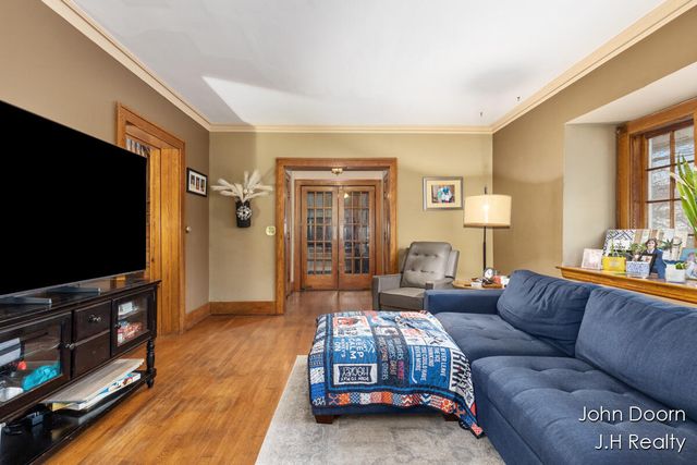 331 Aurora Street SE, Grand Rapids, MI 49507