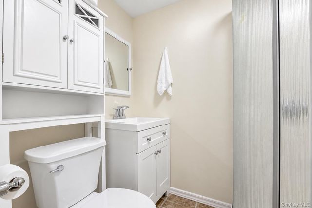 20 W 18th Street, Huntington Station, NY 11746
