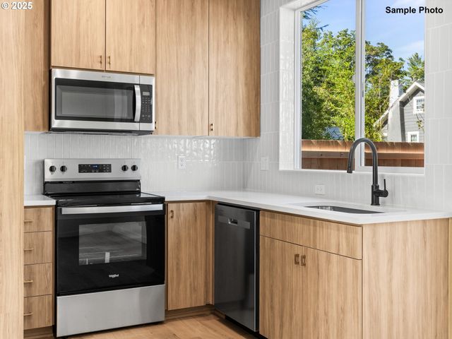 3272 Se 115th Ave, Portland, OR 97266