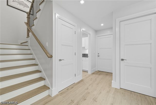 360 Carlton PL 11, Naples, FL 34108