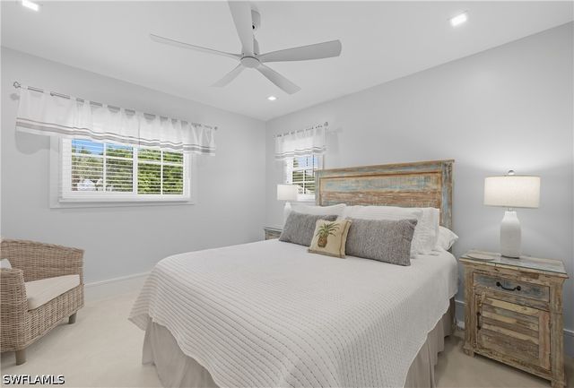 360 Carlton PL 11, Naples, FL 34108