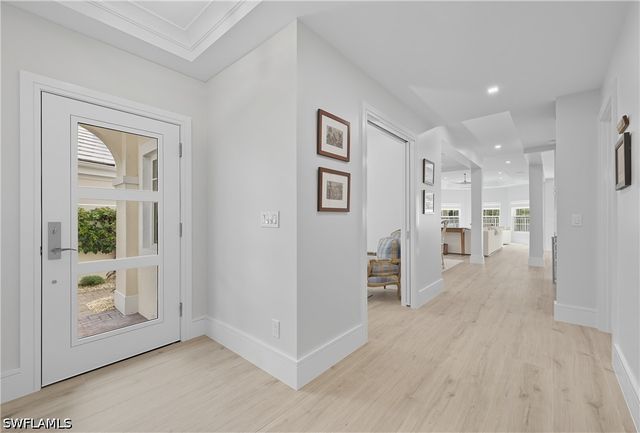 360 Carlton PL 11, Naples, FL 34108