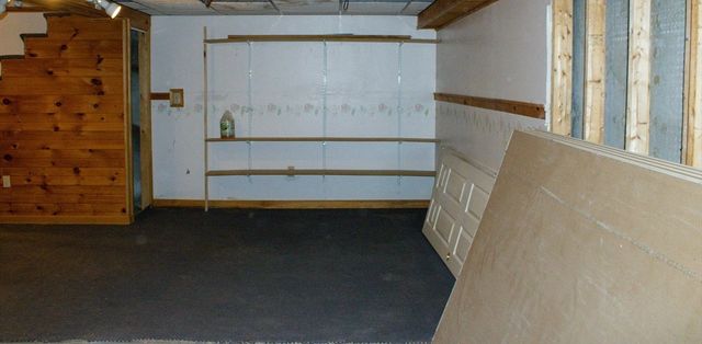 25 Bear Hill Rd, Gardner, MA 01440