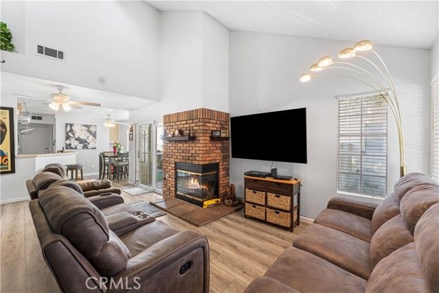 37940 E 42nd 115, Palmdale, CA 93552