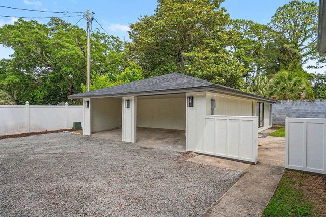 5604 N Kings Hwy., Myrtle Beach, SC 29577