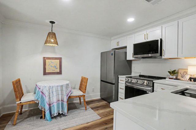 5604 N Kings Hwy., Myrtle Beach, SC 29577