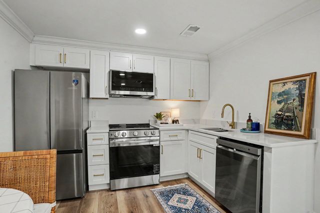 5604 N Kings Hwy., Myrtle Beach, SC 29577