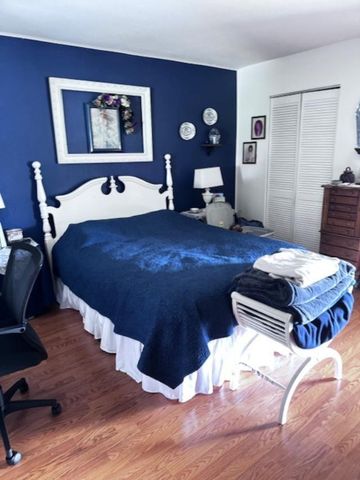 7320 Lake Circle Drive 407, Margate, FL 33063