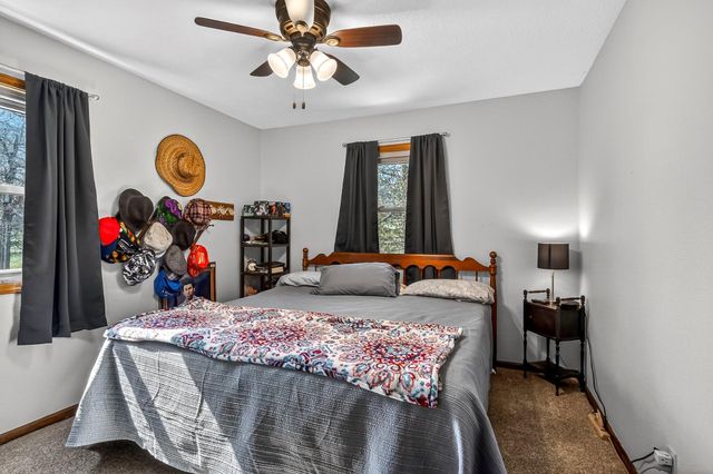 1000 Cedar Ridge Drive, Houston, MO 65483