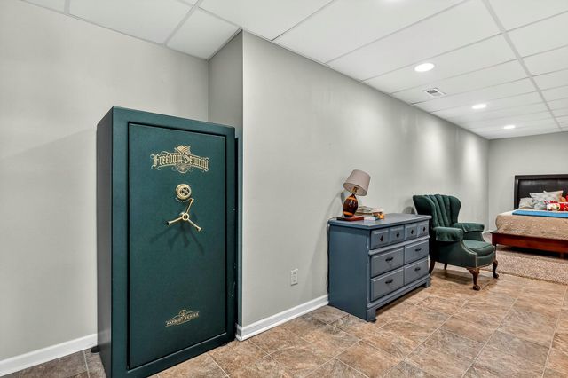 1000 Cedar Ridge Drive, Houston, MO 65483