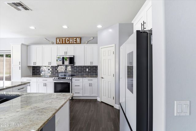 10038 E LOS LAGOS VISTA Avenue, Mesa, AZ 85209