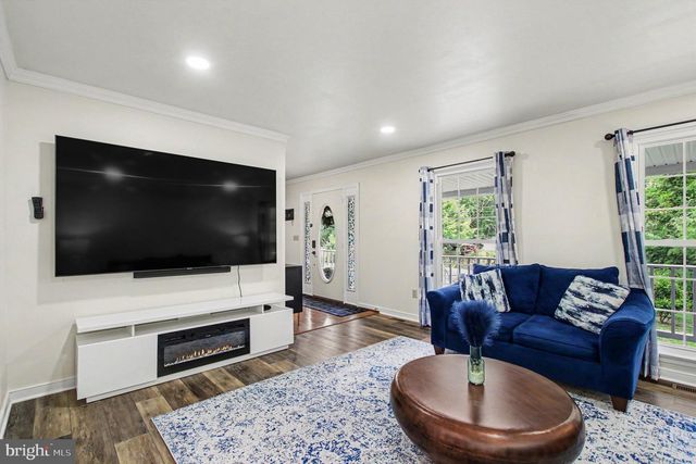 1011 PORTUGAL DR, Stafford, VA 22554