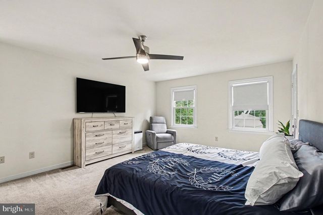 1011 PORTUGAL DR, Stafford, VA 22554