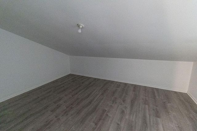 7216 N MOBERLY DR B, Columbia, MO 65202