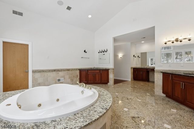 20 Mount Pleasant Rd, Mendham Twp., NJ 07869