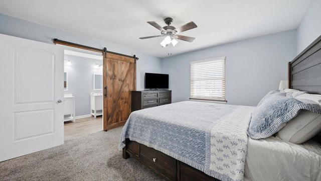 483 Foster Dr, Ringgold, GA 30736