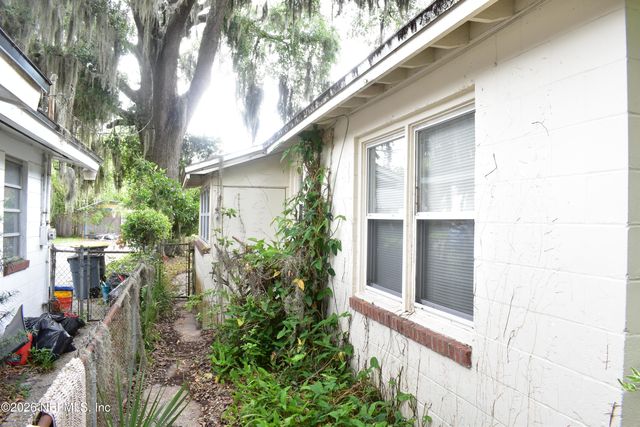 6802 BARBERIE Street, Jacksonville, FL 32208