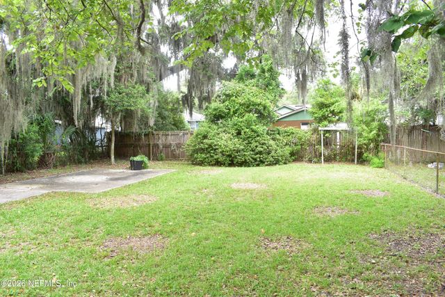 6802 BARBERIE Street, Jacksonville, FL 32208