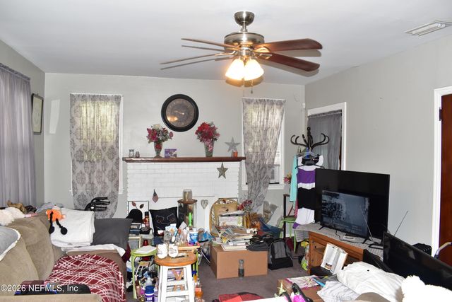 6802 BARBERIE Street, Jacksonville, FL 32208