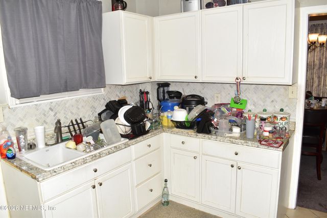 6802 BARBERIE Street, Jacksonville, FL 32208