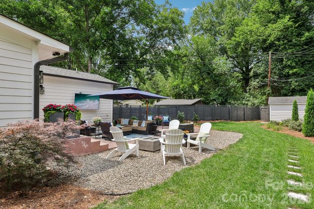 1315 Holmes Drive, Charlotte, NC 28209