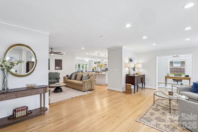 1315 Holmes Drive, Charlotte, NC 28209