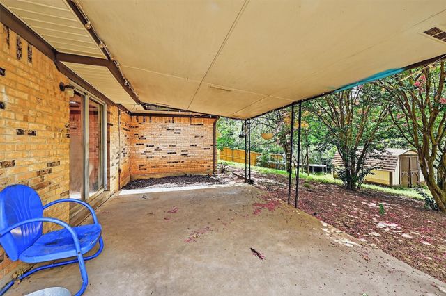 813 Glen Key Street, Denison, TX 75020