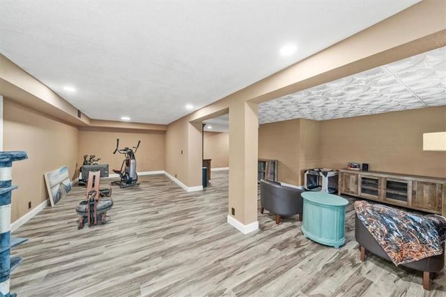 1409 N 650 Road, Lawrence, KS 66046