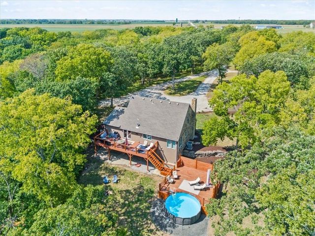 1409 N 650 Road, Lawrence, KS 66046