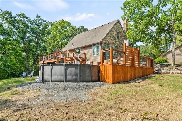 1409 N 650 Road, Lawrence, KS 66046