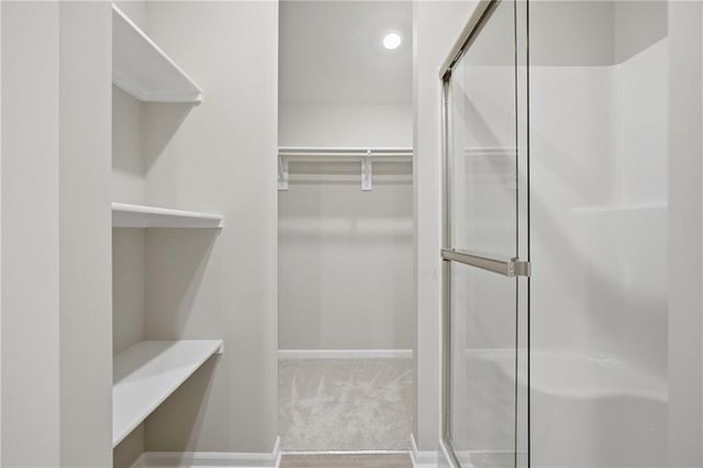 19475 Lincoln Street, Spring Hill, KS 66083