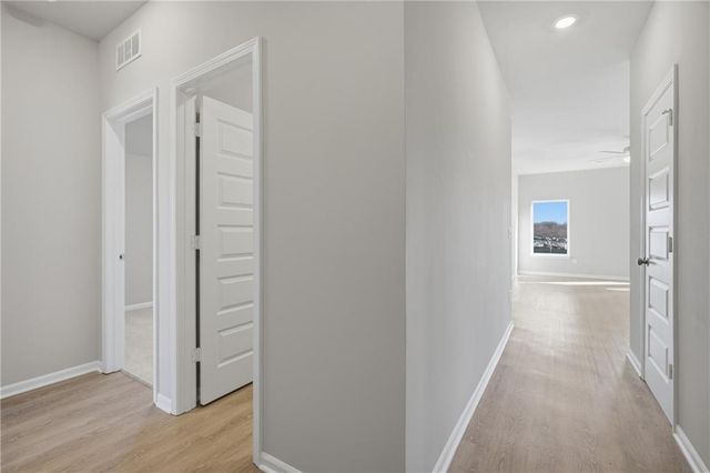 19475 Lincoln Street, Spring Hill, KS 66083