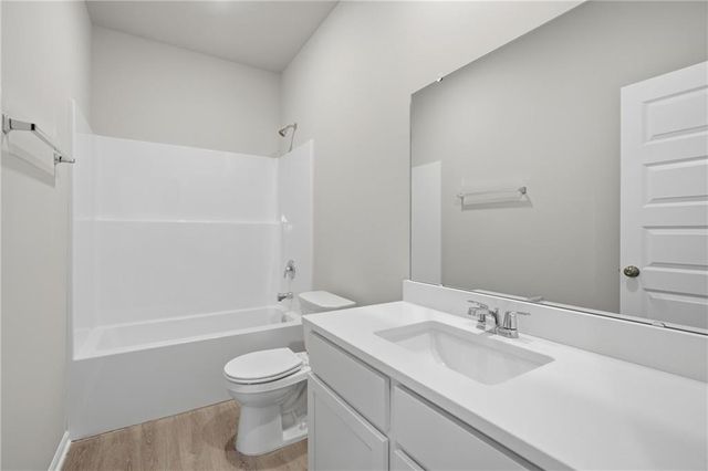 19475 Lincoln Street, Spring Hill, KS 66083