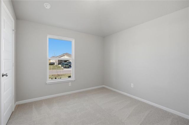 19475 Lincoln Street, Spring Hill, KS 66083