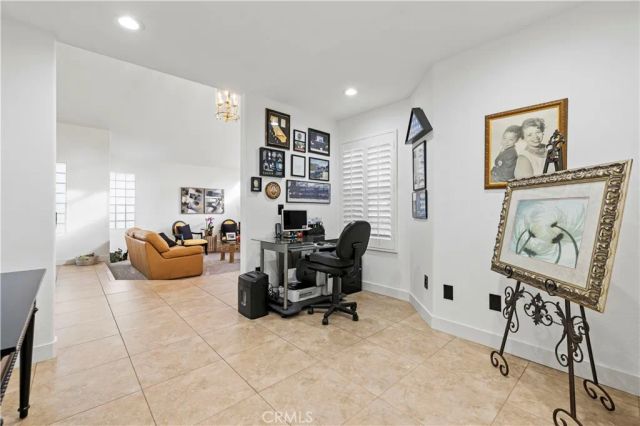 22047 Conway, Saugus, CA 91350