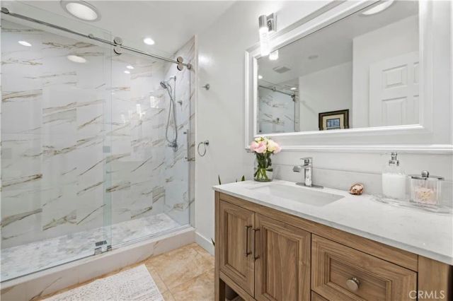 22047 Conway, Saugus, CA 91350