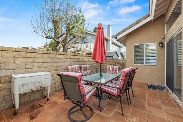 22047 Conway, Saugus, CA 91350